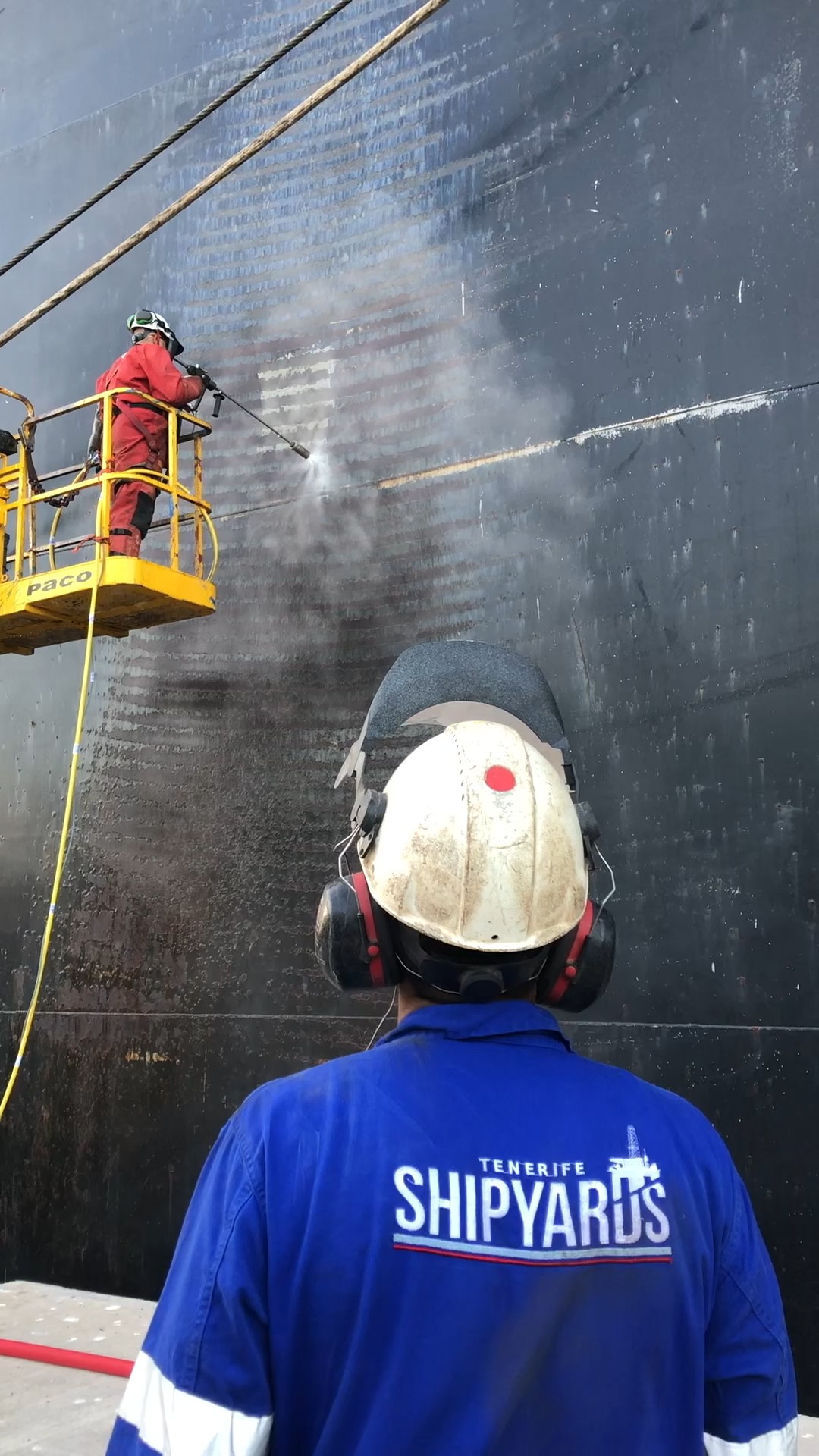 Blasting and Painting UHP hull cleanning